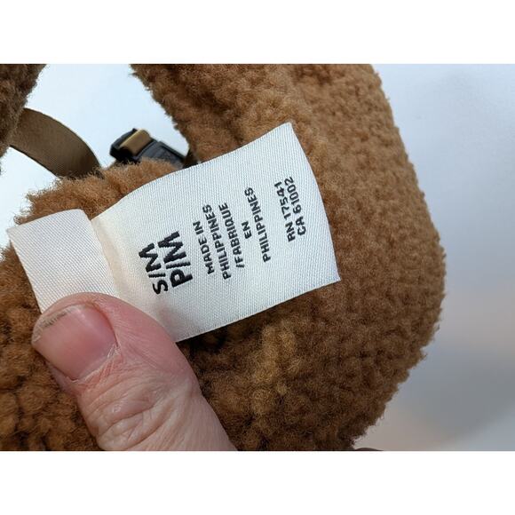 Ugg UGGFluff Trapper Hat Brown Adult Small - Picture 7 of 8